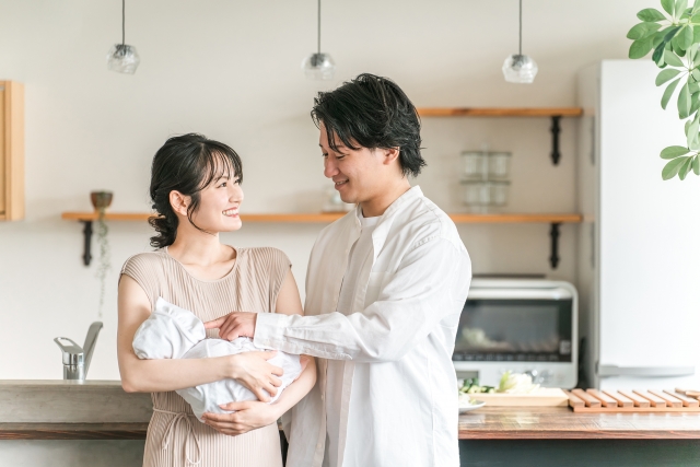 育休・産休手続きは弊社にお任せ！プロによるスムーズなサポートで復職を後押しします。